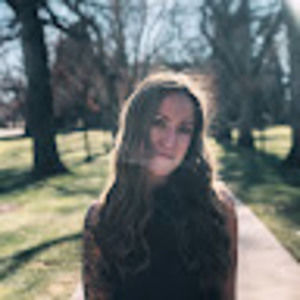 Meet your Posher, Dina